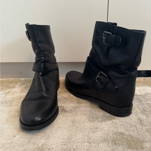 VINTAGE PRADA Boots - Picture 4 of 5